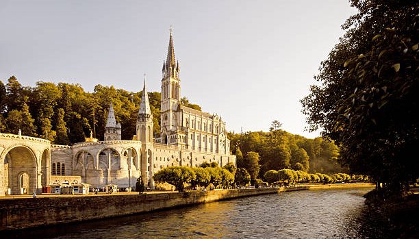 basilique de Lourdes, rencontre d'automne 2024