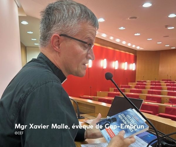 Mgr Xavier Malle, évêque de Gap-Embrun Mgr Xavier Malle, évêque de Gap-Embrun